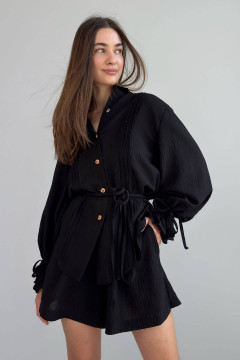 Shirt "Vailes" black