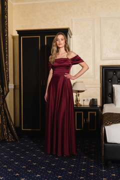 "Vailis" burgundy dress