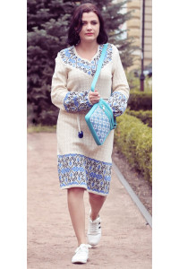 Вязаное платье «Вьюнок» с голубым орнаментом
