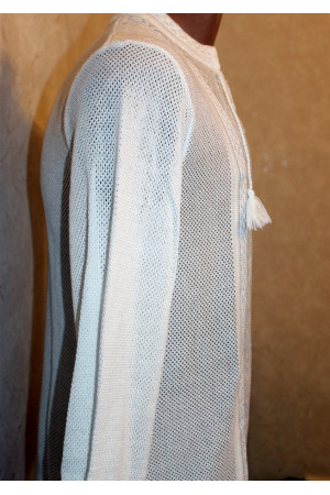 В'язана вишиванка «Назар» білого кольору з довгими рукавами