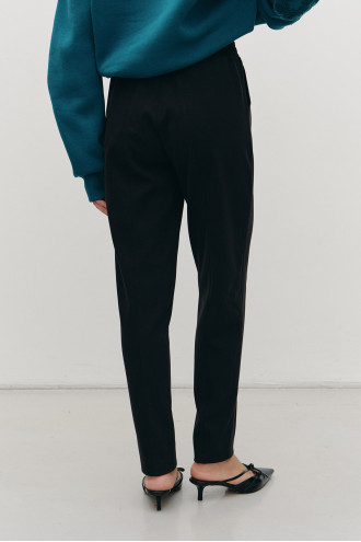 Брюки «Оллі» черного цвета Брюки «Оллі» черного цвета