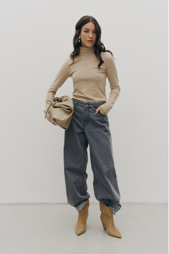 Свитшот «Раміна» бежевого цвета Свитшот «Раміна» бежевого цвета