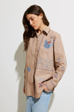 Рубашка «Українська пава» коричневого цвета с голубой вышивкой