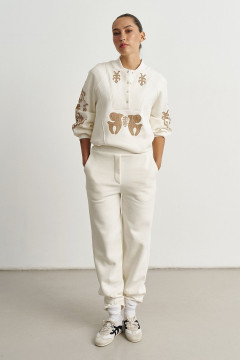 Брючний костюм «Баранці» молочного кольору