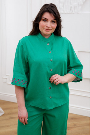 Блуза «Тильда-вышивка» зеленого цвета