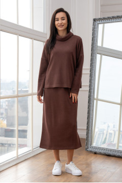 Костюм «Олаві-Бейн» шоколадного кольору