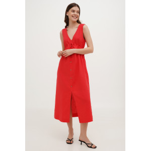 Betty dress in red