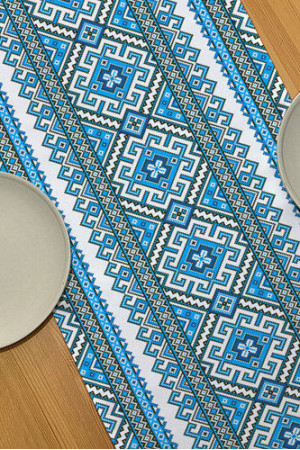 Доріжка на стіл «Блакитна вишиванка»