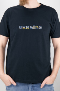 Вышитая футболка «Ukraїne» черного цвета