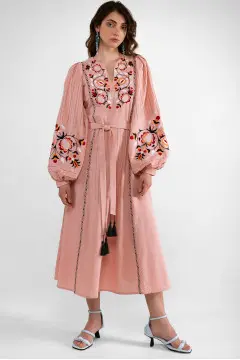 Powder-colored dress 