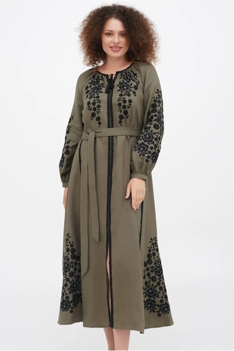 Embroidered dress 