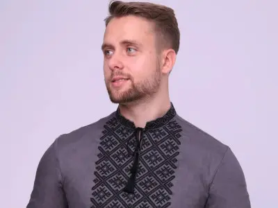 How to choose a men's embroidered shirt