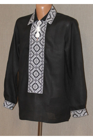 Мужская вышиванка "Козак" с вышивкой белого цвета