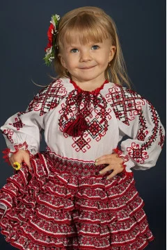 Embroidered shirt for a girl 