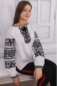Вишиванка «Олеся» білого кольору