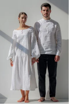 Embroidered set for a couple 