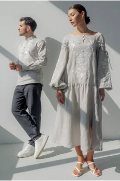 Embroidered set for a couple 