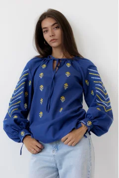 Embroidered shirt 
