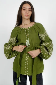 Embroidered shirt 