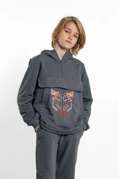 Embroidered patchwork for a boy 