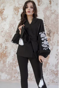 Embroidered shirt 