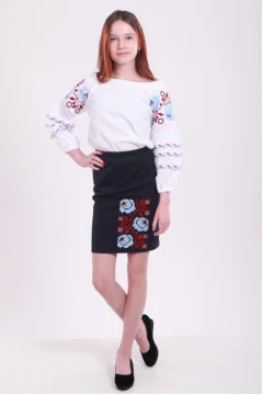 Embroidered shirt for girls 