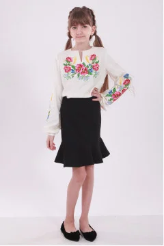 Embroidered shirt for a girl 