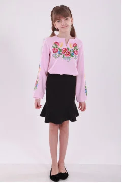 Embroidered shirt for a girl 