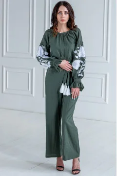 Embroidered jumpsuit 
