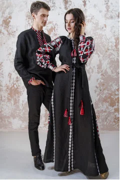 Embroidered set for a couple 