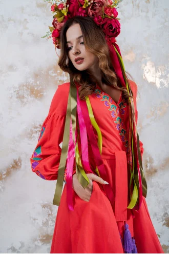 Coral-colored dress "Color"