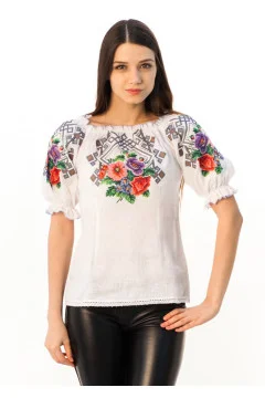 Embroidered shirt "Luxury of Summer" with short sleeves
