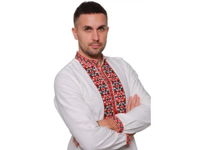 Вишиванка «Оберіг» з червоно-чорним орнаментом