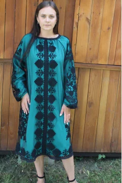 Mint-colored dress 