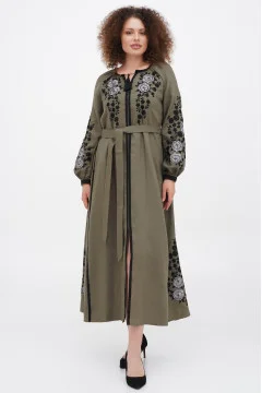Embroidered dress 