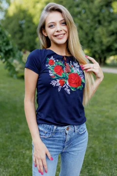 Embroidered T-shirt 