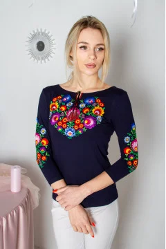 Embroidered T-shirt 