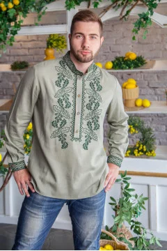Men's embroidered shirt 