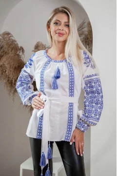 Embroidered shirt 