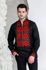 Мужская вышиванка «Гуччі» черного цвета