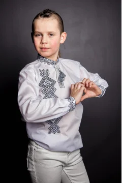 Embroidered shirt for a boy "Felix" in white with a gray ornament