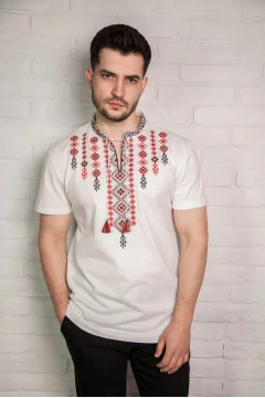 White T-shirt "Volodar" with red ornament