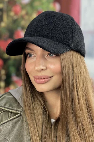 Warm baseball cap "Point" in black