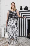 "Roxana" dress in black with newspaper print