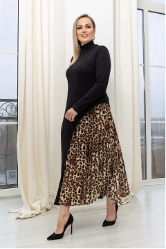Zara skirt in beige with leopard print