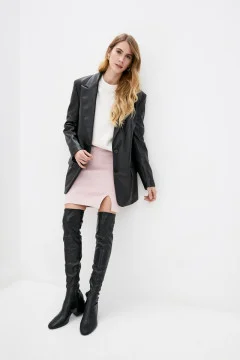 Powder-colored skirt 
