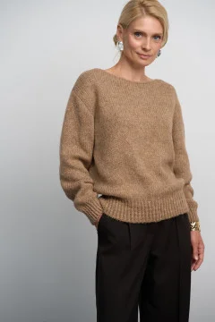 Wong jumper in latte color