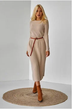 Cream-colored skirt 