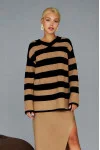Black and sand-colored Olifira sweater