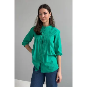 Shirt "Karim" green